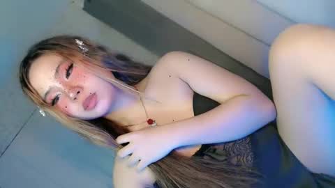 tight_elliana online show from May 20, 2026, 8:48 pm