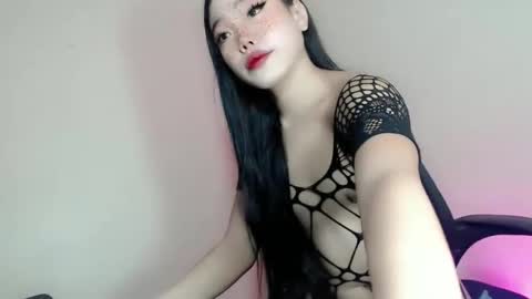 Snapshot of tight_sabrina chatting on June 11, 2026, 3:48 am tight_sabrina online show from June 11, 2026, 3:48 am