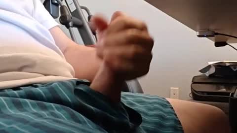 tightfitt online show from May 14, 2026, 6:58 pm