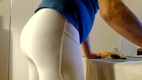 Snapshot of tightshortsspank chatting on January 12, 2026, 10:15 pm Tightshortsspank online show from January 12, 2026, 10:15 pm