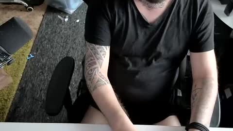 Snapshot of tiiimo94 chatting on October 8, 2025, 7:17 am tiiimo94 online show from October 8, 2025, 7:17 am