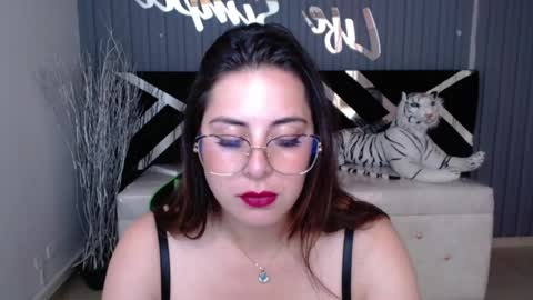 Snapshot of tiina_a chatting on December 29, 2024, 1:38 pm Tiina online show from December 29, 2024, 1:38 pm