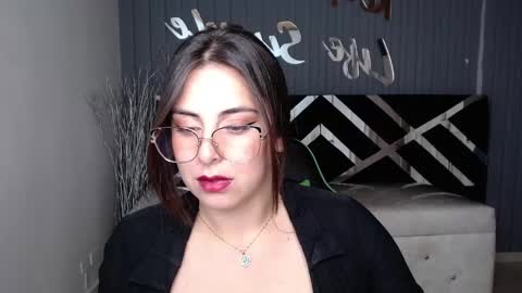 Snapshot of tiina_a chatting on January 8, 2025, 1:41 pm Tiina online show from January 8, 2025, 1:41 pm