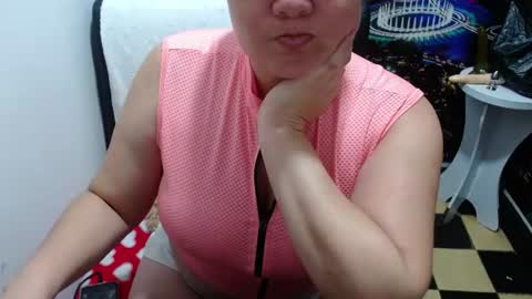 Tila online show from June 18, 2026, 1:39 am