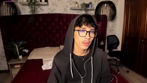 Snapshot of tim__fox chatting on March 28, 2026, 11:43 am Tim Fox online show from March 28, 2026, 11:43 am