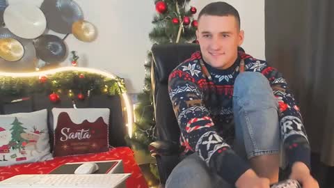 ask me online show from December 29, 2024, 9:52 pm