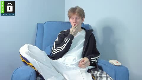 Snapshot of tim_milll chatting on December 13, 2024, 6:31 am Tim online show from December 13, 2024, 6:31 am