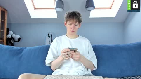 Snapshot of tim_milll chatting on January 21, 2025, 7:47 am Tim online show from January 21, 2025, 7:47 am