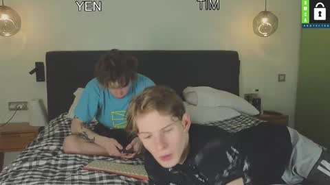 Snapshot of tim_milll chatting on March 6, 2025, 7:21 pm Tim online show from March 6, 2025, 7:21 pm