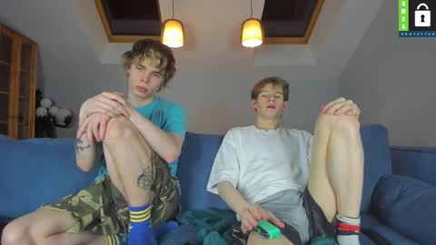 Snapshot of tim_milll chatting on March 12, 2025, 7:28 pm Tim online show from March 12, 2025, 7:28 pm