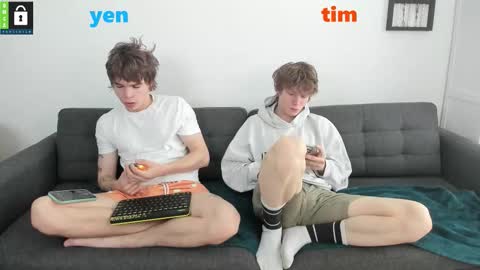 Snapshot of tim_milll chatting on September 9, 2025, 12:05 pm Tim online show from September 9, 2025, 12:05 pm