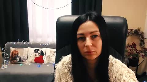 Luisa online show from December 23, 2025, 8:34 am