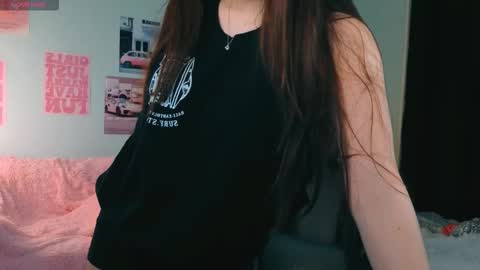 Snapshot of timewithout chatting on January 7, 2026, 7:38 pm Mia online show from January 7, 2026, 7:38 pm