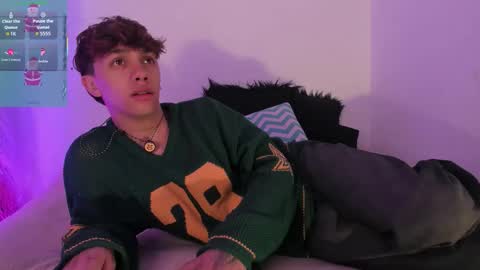 Timothy 21 years old online show from December 19, 2025, 9:22 pm