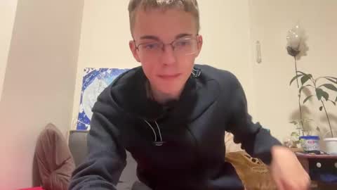 Wizard online show from December 1, 2024, 7:47 pm