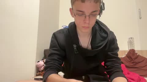 Wizard online show from December 9, 2024, 6:57 pm