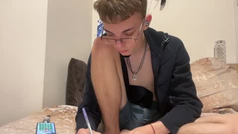 Wizard online show from December 10, 2024, 8:49 pm