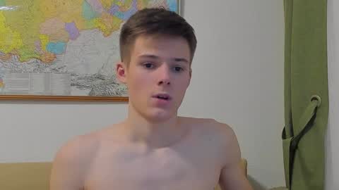 Snapshot of timytwinkboy chatting on January 21, 2025, 1:32 pm Tim online show from January 21, 2025, 1:32 pm