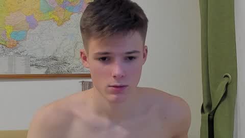 Snapshot of timytwinkboy chatting on February 5, 2025, 2:26 pm Tim online show from February 5, 2025, 2:26 pm