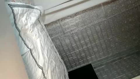 Tina online show from February 13, 2026, 4:08 am