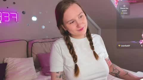 Stella online show from April 16, 2026, 9:10 am