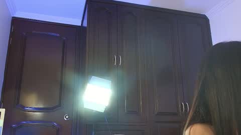 Snapshot of tina_wild_ chatting on November 22, 2025, 1:37 am Tina Wild online show from November 22, 2025, 1:37 am