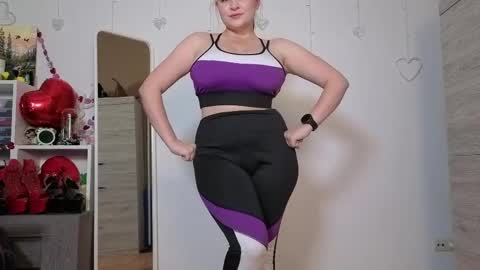 Tina Angel online show from May 7, 2026, 5:29 pm