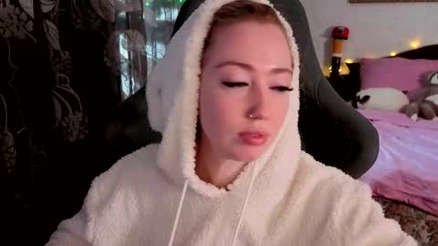 Tina online show from February 12, 2026, 4:40 am