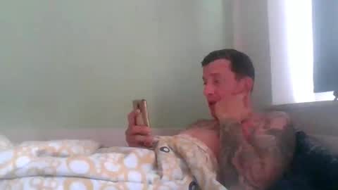 tinizzle86 online show from May 11, 2026, 7:03 am