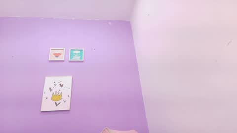 tinkerbell online show from February 6, 2025, 7:18 pm