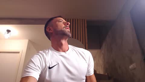 Snapshot of tinoclandestino chatting on February 2, 2025, 6:10 pm tinoclandestino online show from February 2, 2025, 6:10 pm