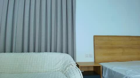 Snapshot of tiny_cute chatting on February 9, 2025, 7:19 pm Lia online show from February 9, 2025, 7:19 pm