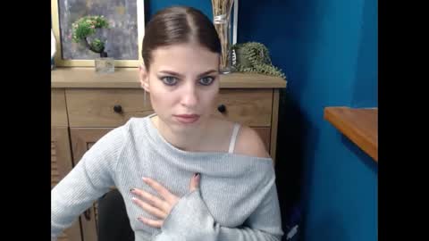 Gloria online show from November 19, 2025, 7:30 am