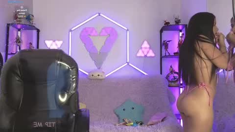 tiny_vixen_ online show from September 29, 2025, 2:44 pm