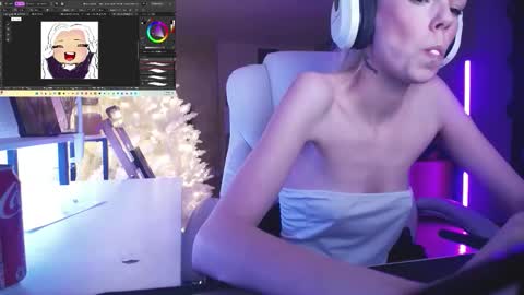 Snapshot of tinykylie chatting on February 3, 2026, 6:22 am stage Kylie Sinner brand CLITBAIT online show from February 3, 2026, 6:22 am