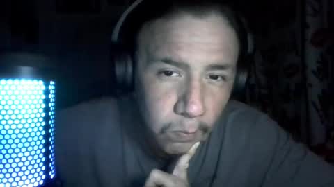 tinywolf0009 online show from May 18, 2026, 9:26 am