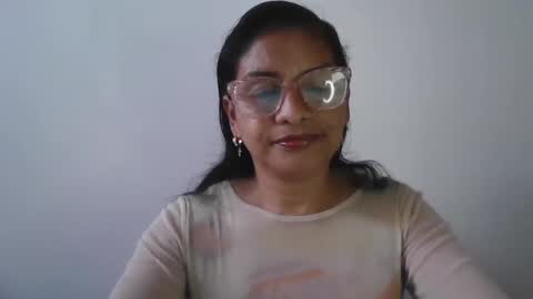 Snapshot of titssmall123 chatting on December 8, 2024, 9:30 pm Ester online show from December 8, 2024, 9:30 pm