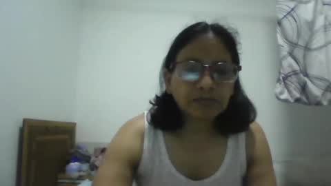 Snapshot of titssmall123 chatting on November 16, 2025, 2:28 am Ester online show from November 16, 2025, 2:28 am