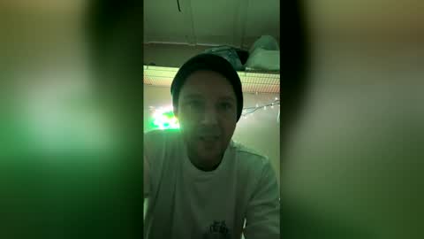 Snapshot of tittybabysgarden chatting on February 22, 2026, 9:46 pm tittybabysgarden online show from February 22, 2026, 9:46 pm