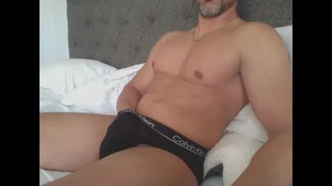 tlars1980 online show from April 6, 2026, 6:31 pm