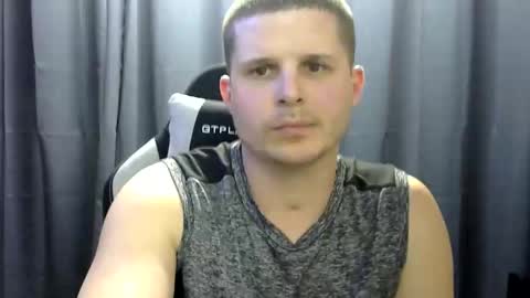 Snapshot of tman19944 chatting on February 26, 2026, 11:37 pm Tim online show from February 26, 2026, 11:37 pm