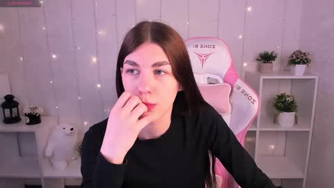 2 GMT Mo Tu We Th Fr 10am-4am online show from February 10, 2026, 2:59 am