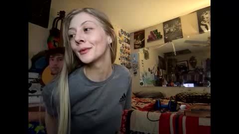 Snapshot of tohottohandletocoldtohold chatting on February 24, 2026, 4:43 am tohottohandletocoldtohold online show from February 24, 2026, 4:43 am