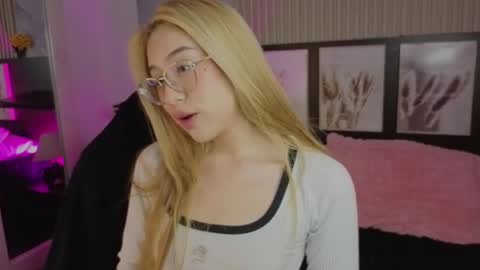 tokyoluu online show from September 17, 2025, 10:00 pm