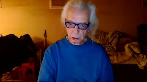 tom112292014 online show from February 9, 2025, 10:43 pm