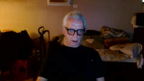 tom112292014 online show from September 13, 2025, 11:32 am