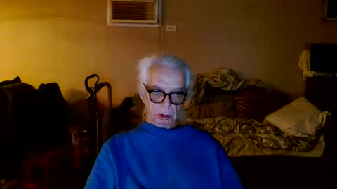 tom112292014 online show from November 22, 2025, 2:10 am