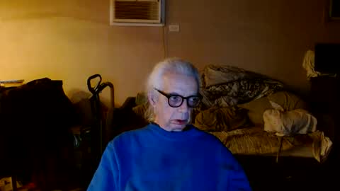 tom112292014 online show from November 27, 2025, 2:46 am
