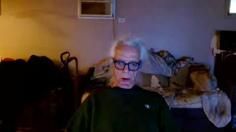 tom112292014 online show from May 25, 2026, 12:22 pm