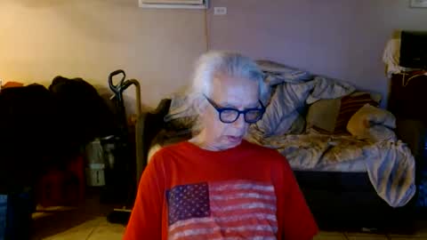 tom112292014 online show from May 27, 2026, 6:27 pm